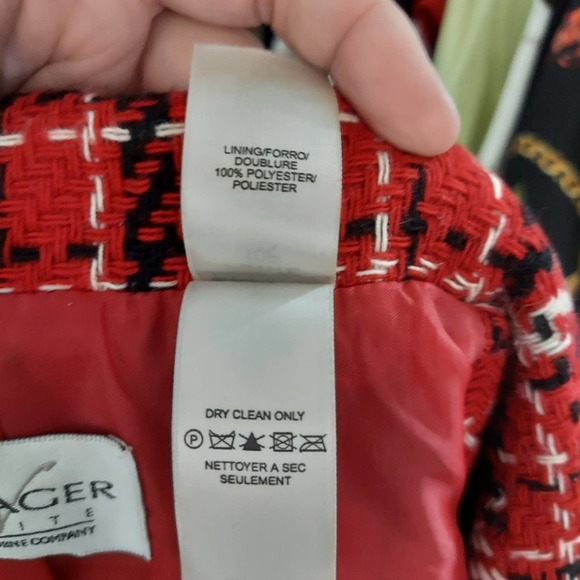 Vintage Women's Red, Black, & White Plaid Wool Blend Blazer Size 10P - Picture 6 of 6